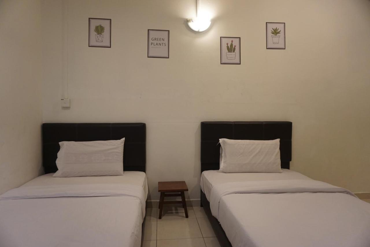 S & S Guest House 关丹 外观 照片