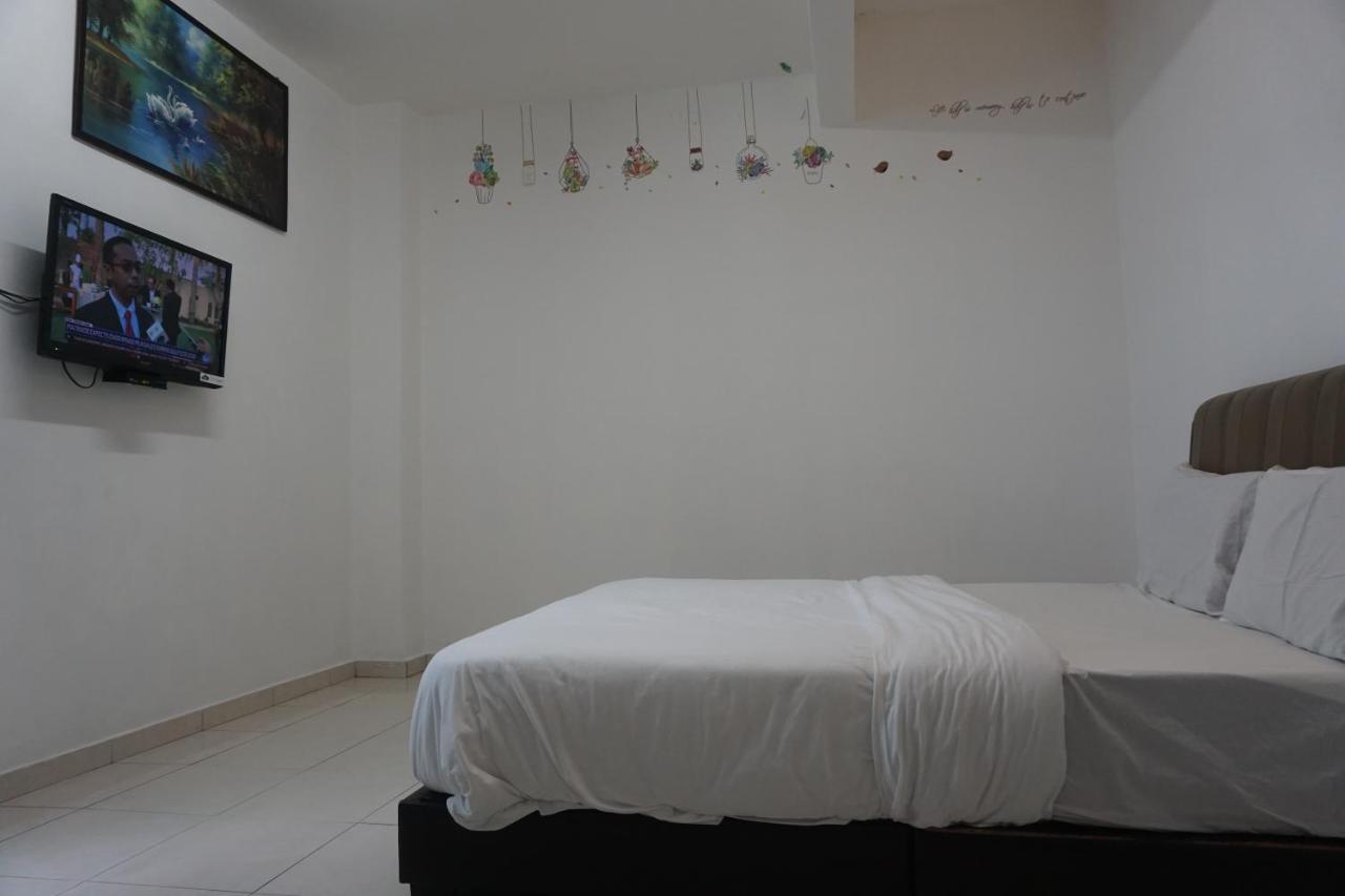 S & S Guest House 关丹 外观 照片
