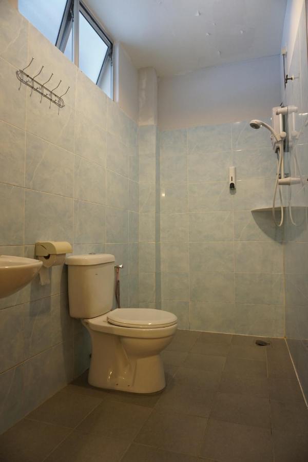 S & S Guest House 关丹 外观 照片